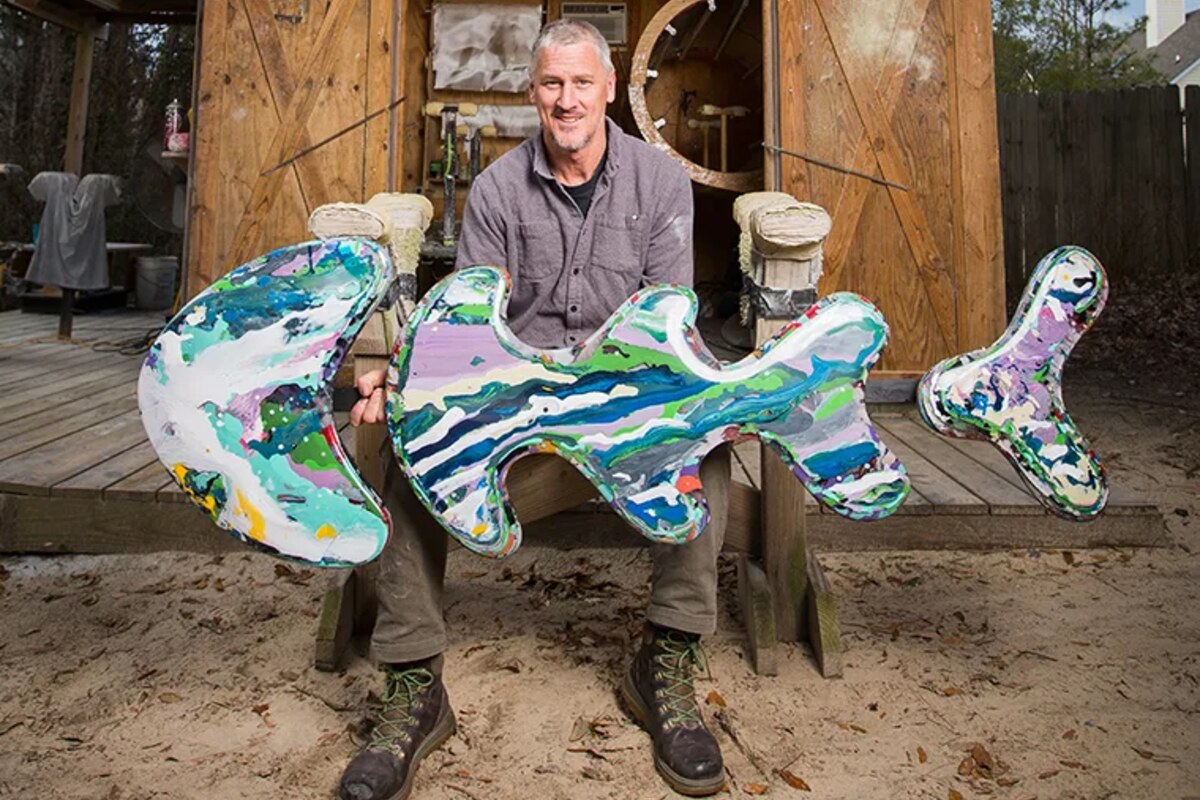 Representative resin artwork by Mike Rowe of Hooked Surfboards